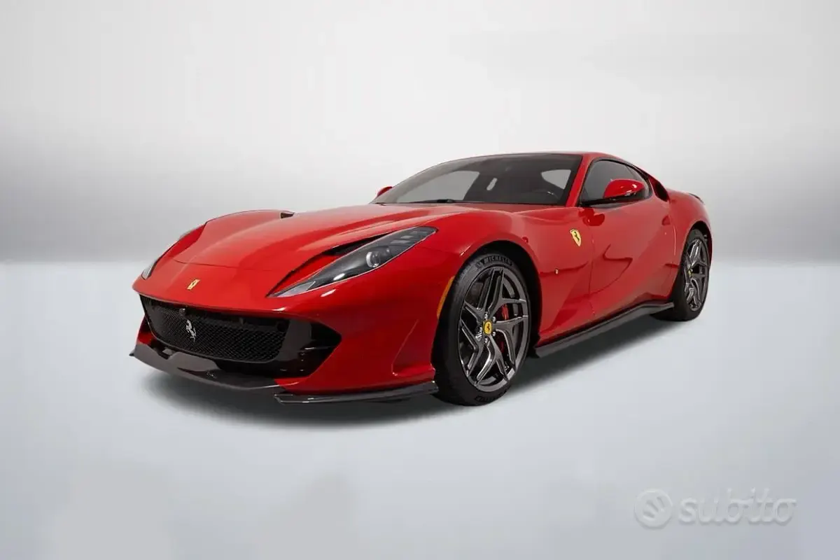 Usata Ferrari 812 800 CV (588 kW) 2026 Cabrio