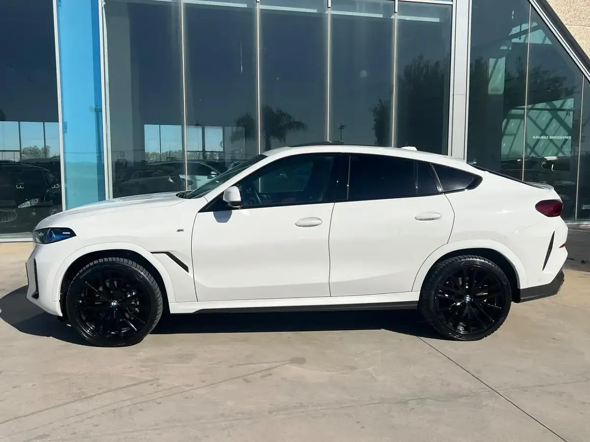 Usata BMW X6 M Sport 285 CV (209 kW) 2025 Bianco SUV