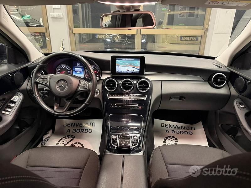 Usata Mercedes C220 170 CV (125 kW) 2018 Blu Station wagon