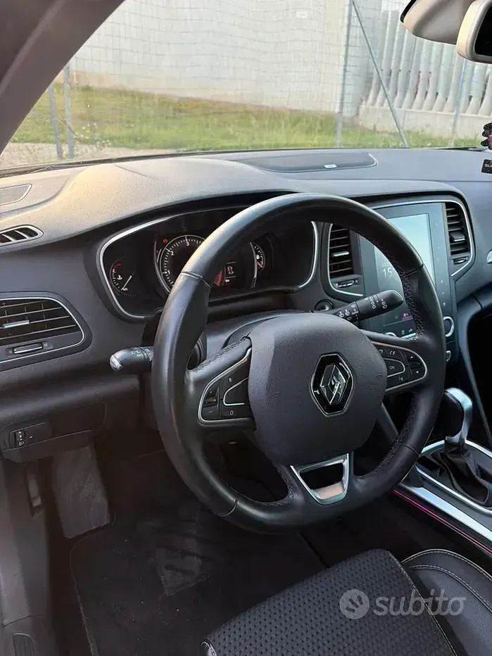 Usata Renault Mégane Bose Edition 110 CV (80 kW) 2018 Berlina
