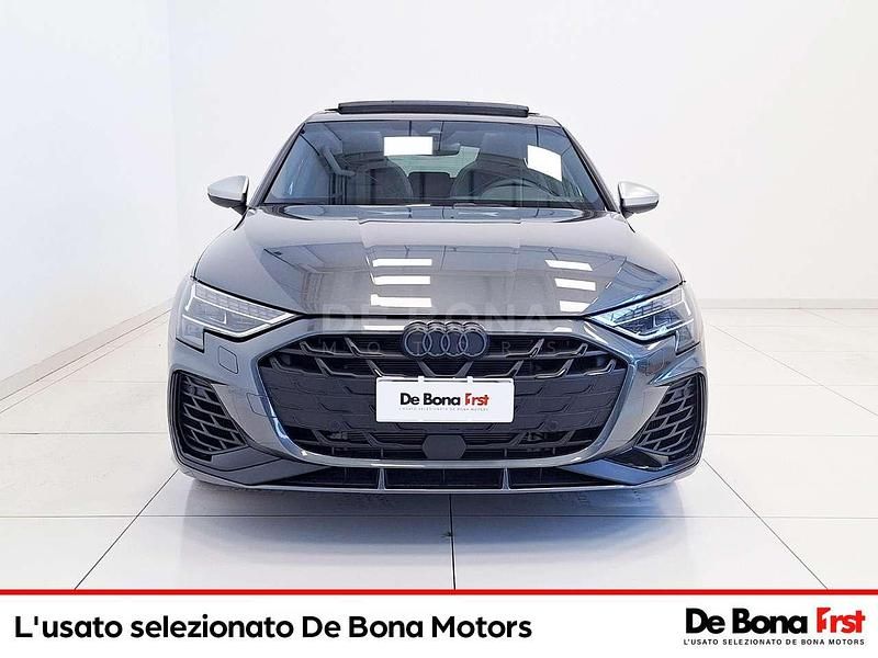 Usata Audi S3 Sport 333 CV (244 kW) 2024 Grey daytona Berlina