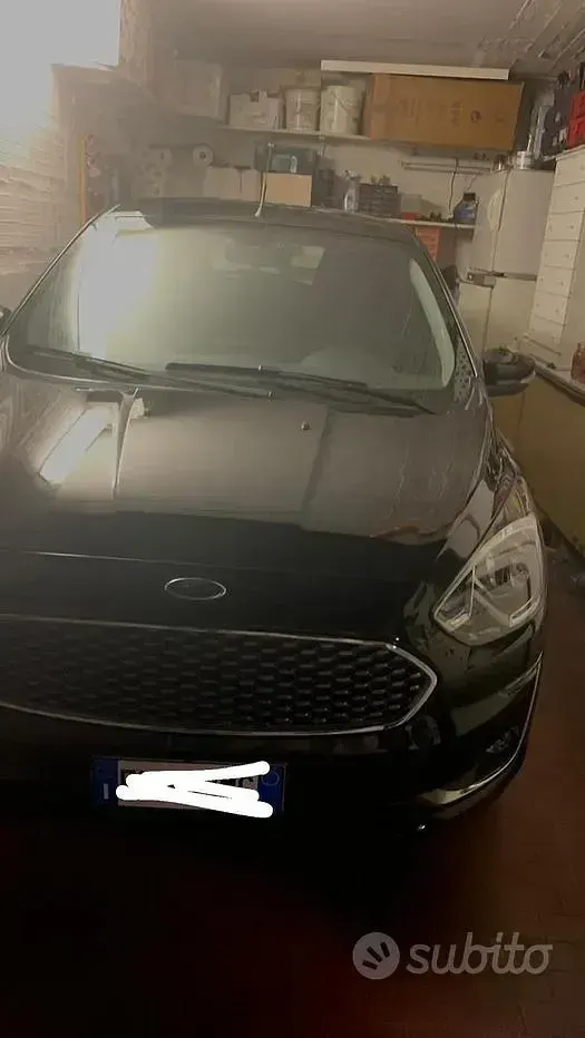 Usata Ford Ka Plus Ultimate 86 CV (63 kW) 2019 Nero Utilitaria