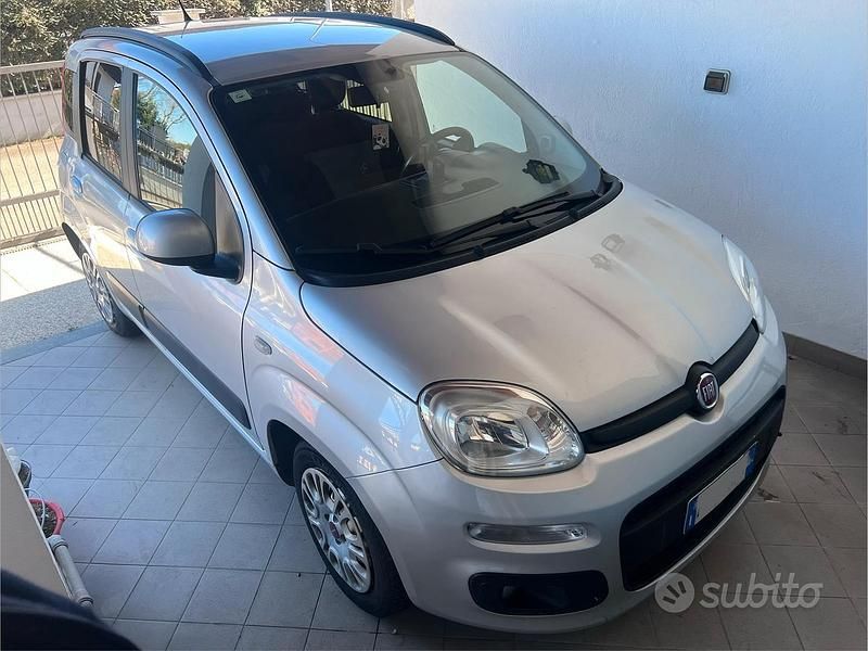 Usata Fiat Panda Lounge 69 CV (50 kW) 2017 Grigio Utilitaria