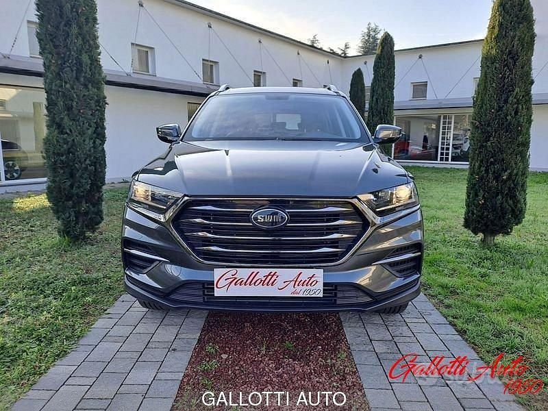 Nuova SWM G01 133 CV (97 kW) 2025 Grigio SUV