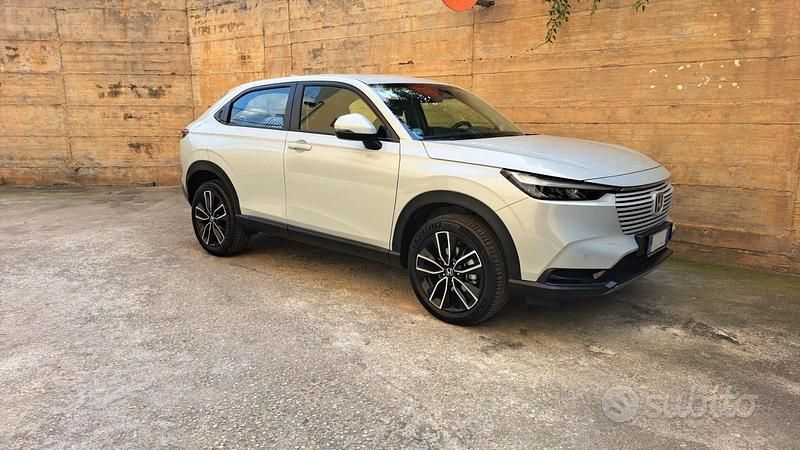 Usata Honda HR-V 107 CV (78 kW) 2023 Bianco SUV