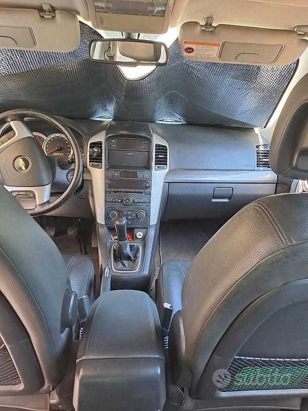 Usata Chevrolet Captiva 150 CV (110 kW) 2006 Grigio SUV