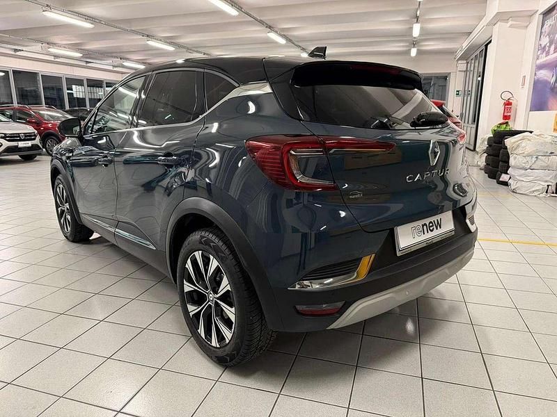 Usata Renault Captur Techno 101 CV (74 kW) 2022 Blu/azzurro SUV