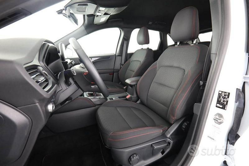 Usata Ford Kuga ST-Line 150 CV (110 kW) 2022 Bianco SUV