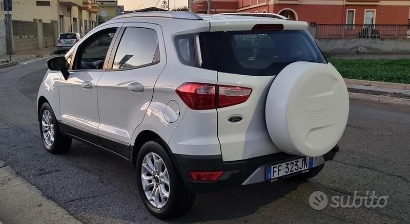 Usata Ford Ecosport Titanium 125 CV (91 kW) 2016 Bianco SUV