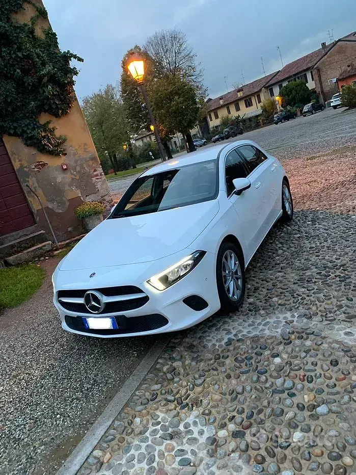 Usata Mercedes A220 190 CV (139 kW) 2019 Berlina