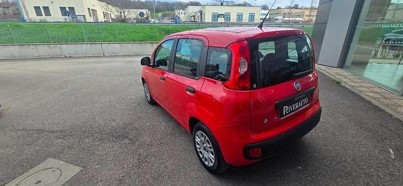 Usata Fiat Panda Easy 95 CV (69 kW) 2017 Rosso Utilitaria