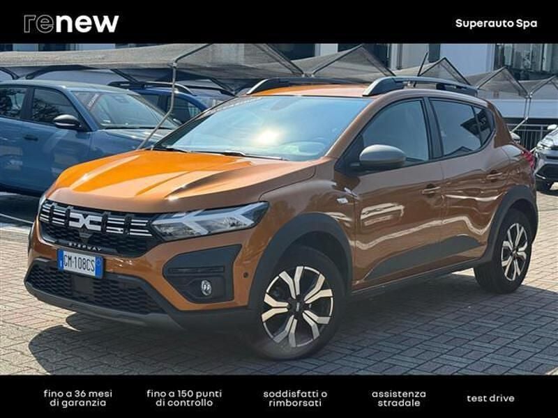 Usata Dacia Sandero Expression 110 CV (80 kW) 2023 Arancione Utilitaria