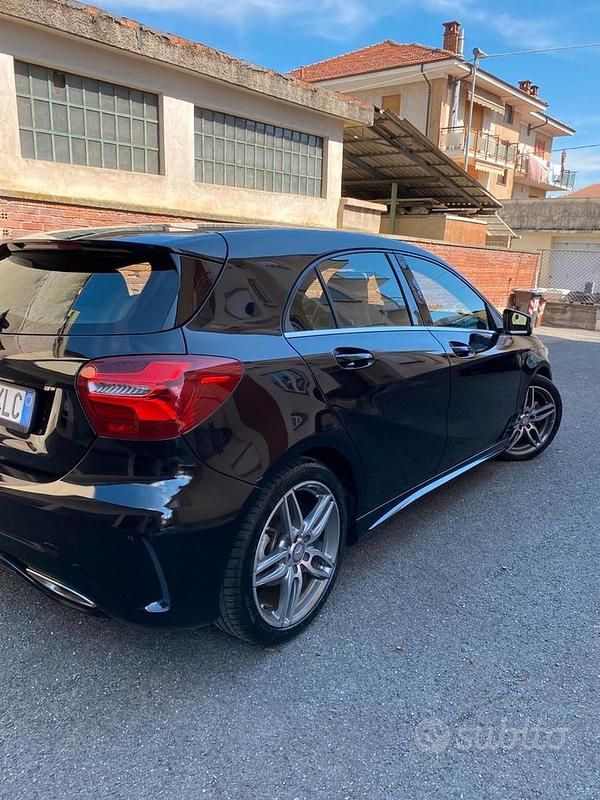 Usata Mercedes A200 Premium 136 CV (100 kW) 2015 Nero Berlina