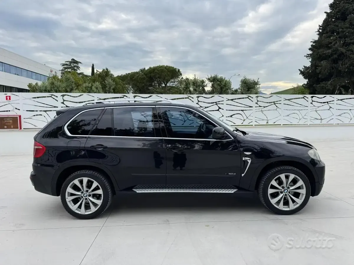 Usata BMW X5 Sport Line 235 CV (172 kW) 2008 Nero SUV