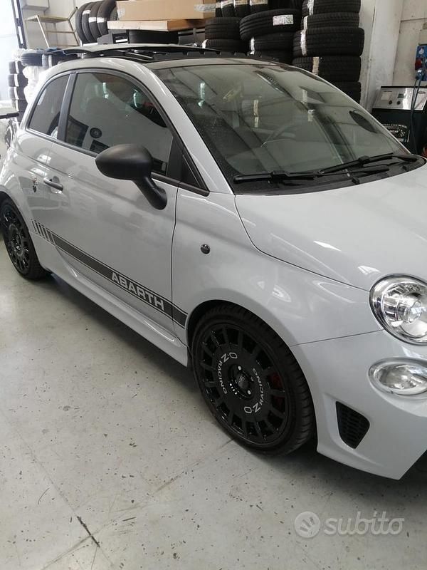 Grigio Usata 2017 Abarth 595 Due volumi | 17.999 € (Molto cara) - Immagine 1/4