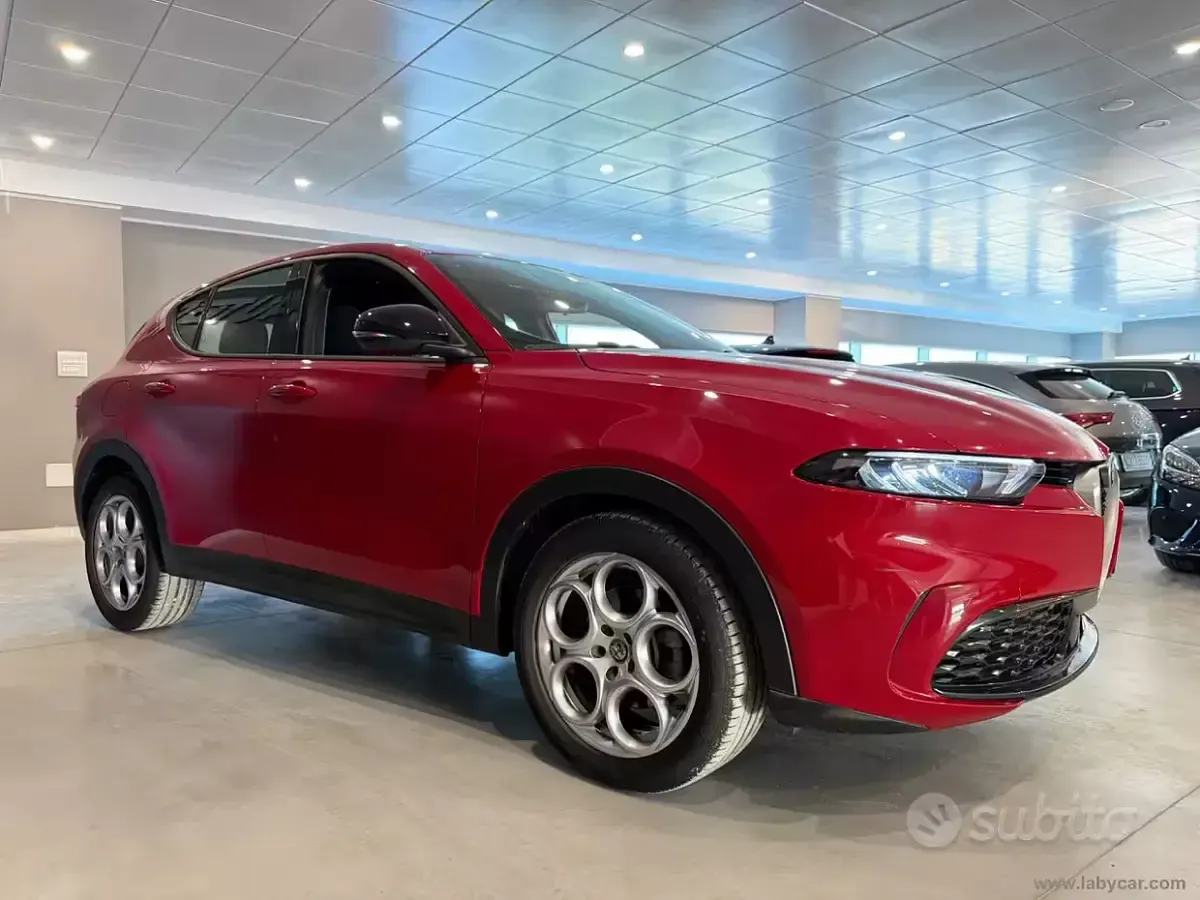 Usata Alfa Romeo Tonale Super 131 CV (96 kW) 2023 Rosso SUV