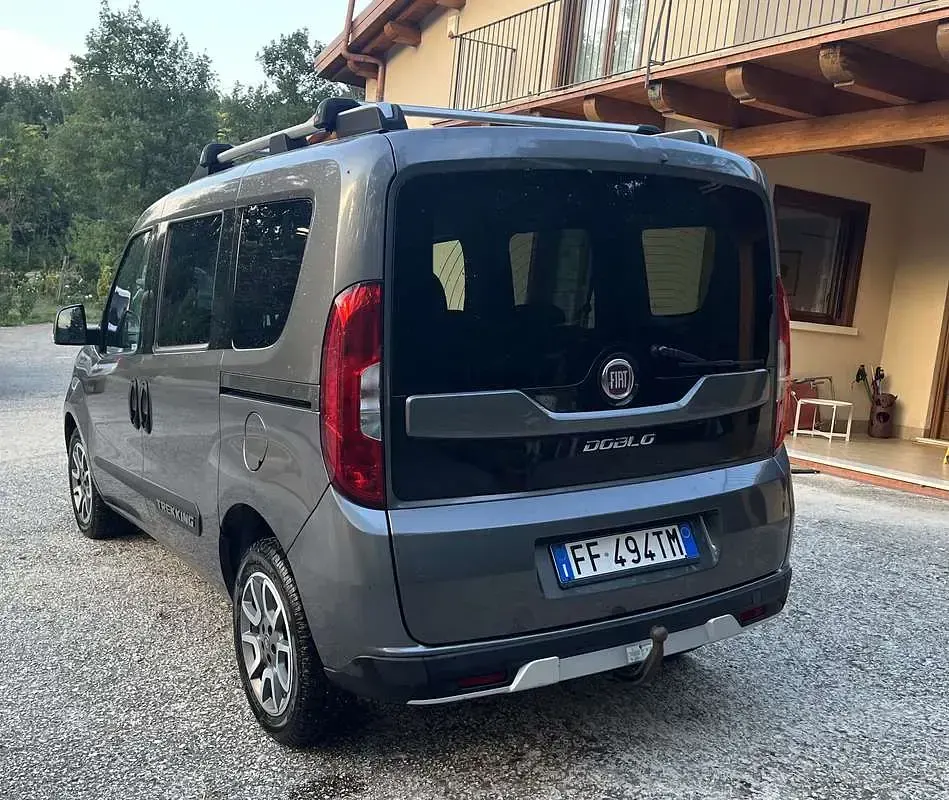 Usata Fiat Doblò Trekking 120 CV (88 kW) 2017 Monovolume
