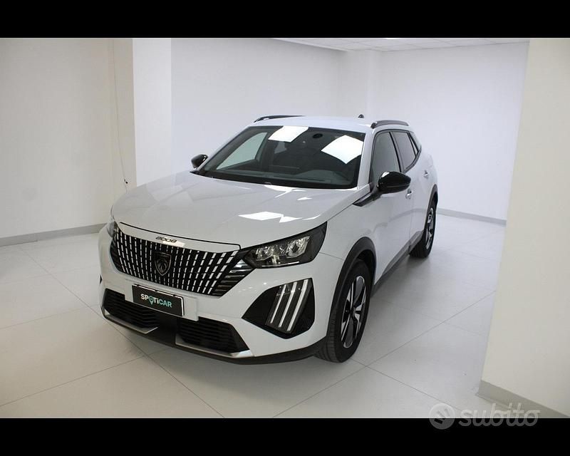 Usata Peugeot 2008 Allure 131 CV (96 kW) 2025 Bianco SUV