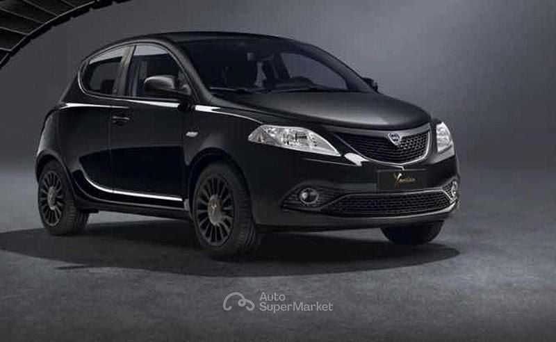 Usata Lancia Ypsilon 69 CV (50 kW) 2018 Nero Utilitaria