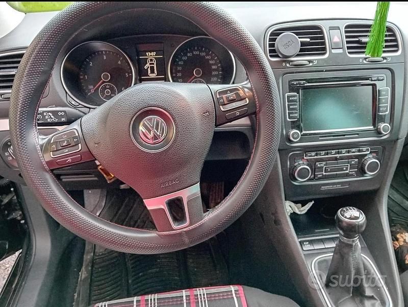 Usata VW Golf VI Comfortline 140 CV (102 kW) 2009 Nero Utilitaria