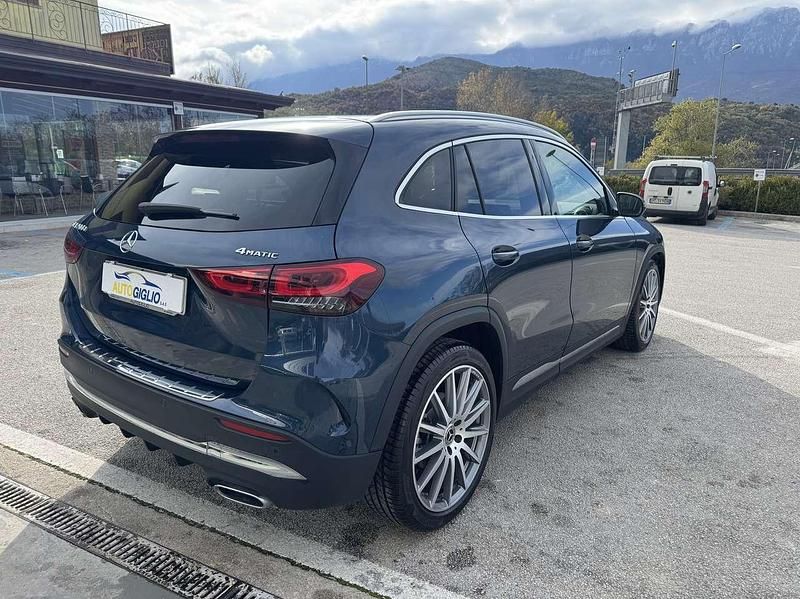 Usata Mercedes GLA200 Premium Plus 150 CV (110 kW) 2022 Blu/azzurro SUV