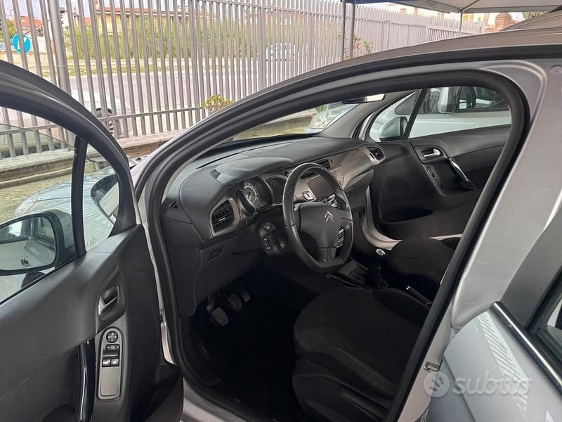 Usata Citroën C3 Feel 74 CV (54 kW) 2016 Grigio Berlina