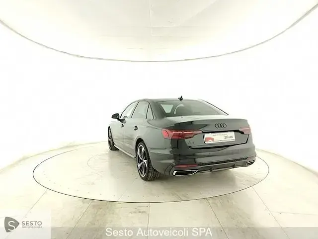 Usata Audi A4 S-Line 204 CV (150 kW) 2024 Blu/azzurro Station wagon