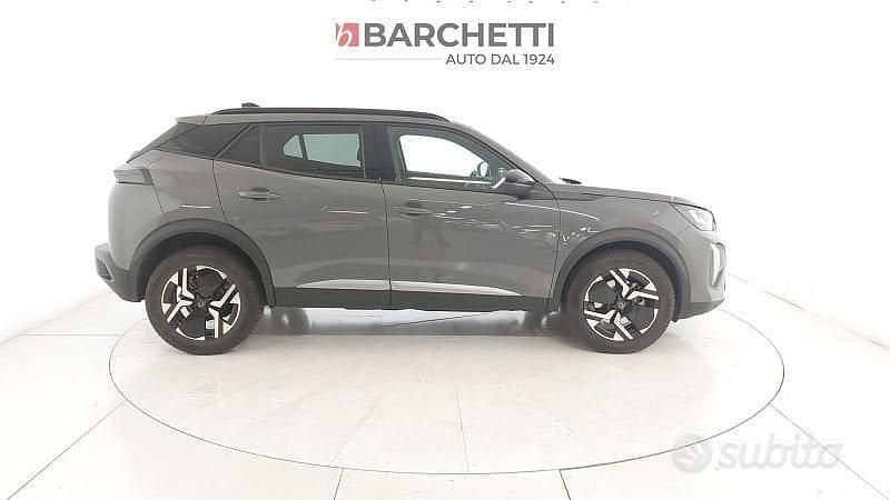 Usata Peugeot 2008 Allure 136 CV (100 kW) 2025 Grigio SUV