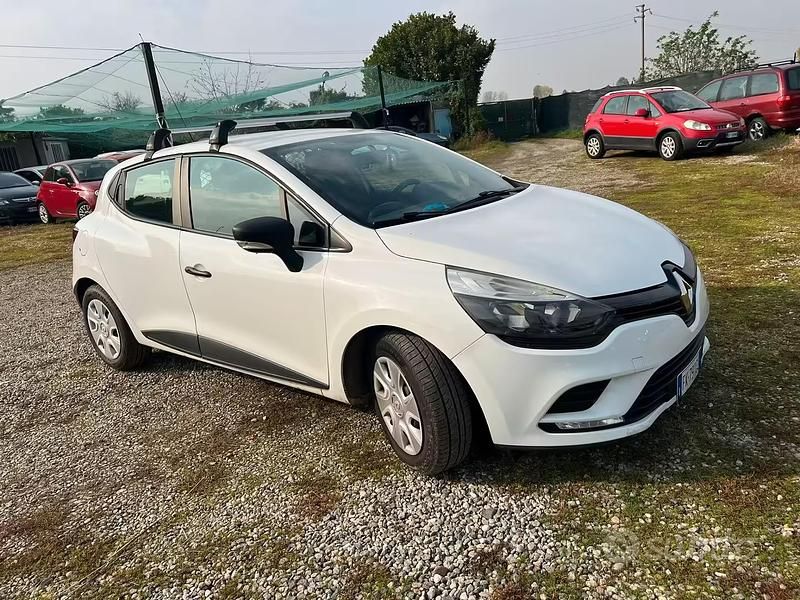 Usata Renault Clio IV 75 CV (55 kW) 2017 Bianco Berlina