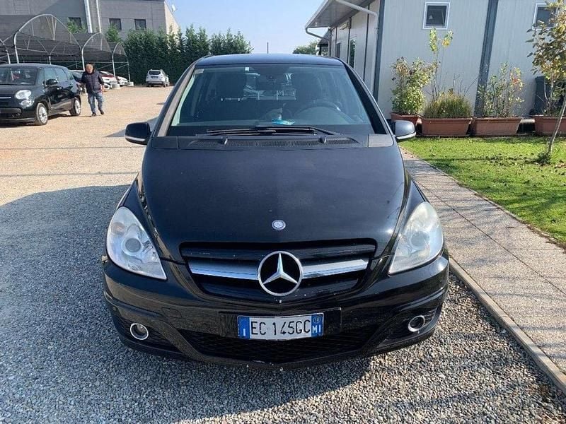 Usata Mercedes B180 Executive 116 CV (85 kW) 2010 Nero Monovolume