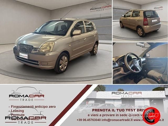 Usata Kia Picanto Light 65 CV (47 kW) 2004 Grigio Utilitaria