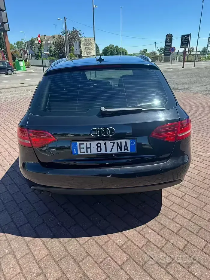 Usata Audi A4 Advanced Plus 120 CV (88 kW) 2011 Nero Station wagon