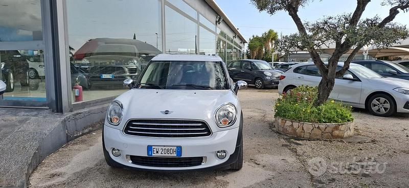 Usata Mini Cooper D Countryman Business 111 CV (81 kW) 2014 Bianco SUV