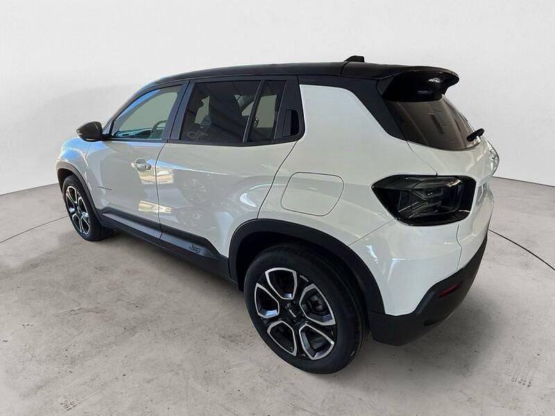 Nuova Jeep Avenger Summit 101 CV (74 kW) 2025 Grigio SUV