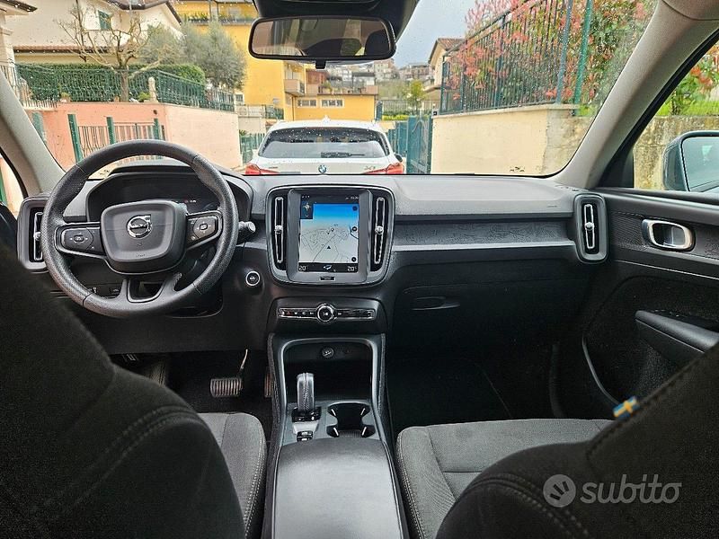 Usata Volvo XC40 150 CV (110 kW) 2020 Verde SUV