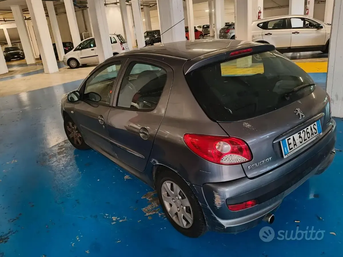Usata Peugeot 206+ 60 CV (44 kW) 2010 Grigio Utilitaria