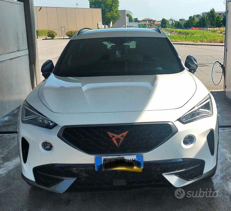 Bianco Usata 2022 Cupra Formentor SUV | 25.900 € (Buon prezzo) - Immagine 1/4