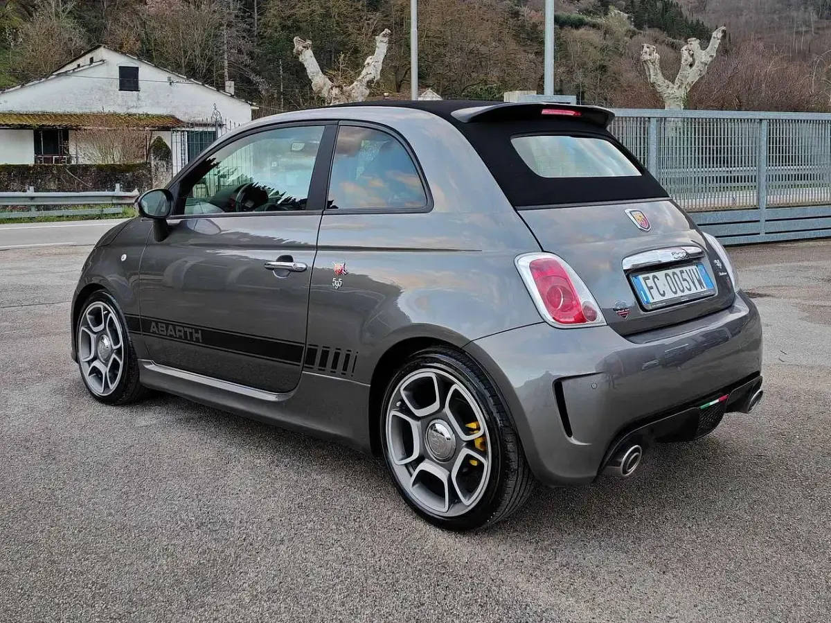 Usata Abarth 595C Turismo 159 CV (116 kW) 2016 Grigio Cabrio