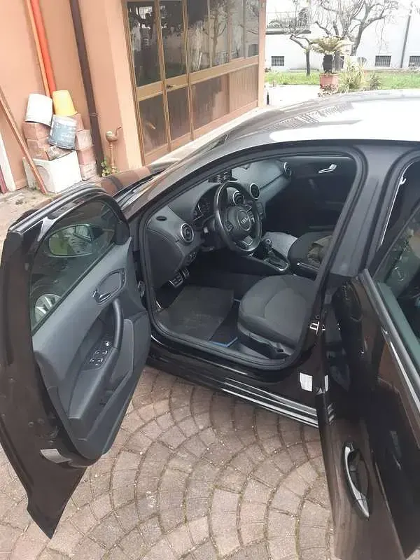 Usata Audi A1 Sportback Ambiente 116 CV (85 kW) 2018 Nero Utilitaria