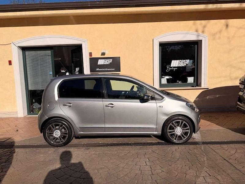 Usata VW up! Highline 75 CV (55 kW) 2013 Argento Utilitaria