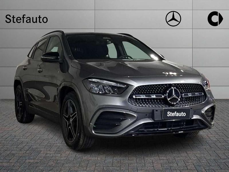 Nuova Mercedes GLA200 AMG line 150 CV (110 kW) 2026 Grigio montagna SUV