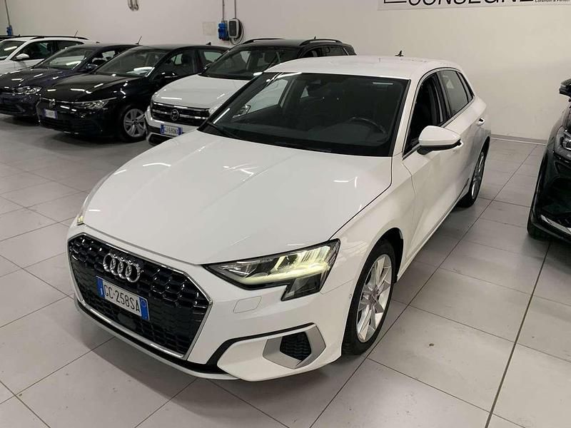 Bianco Usata 2020 Audi A3 Advanced Tre volumi | 22.900 € (Buon prezzo) - Immagine 1/4