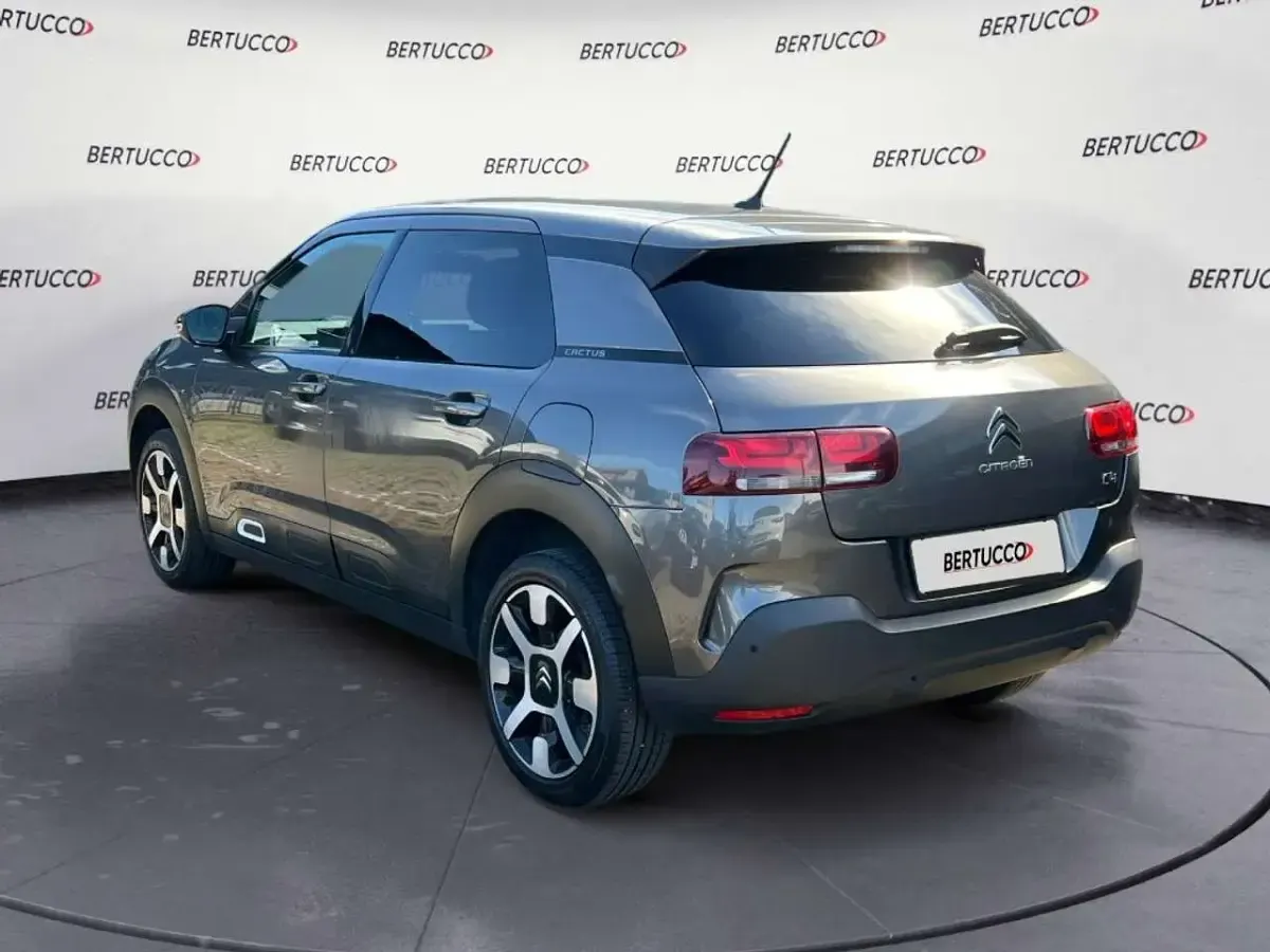 Usata Citroën C4 PureTech 131 CV (96 kW) 2019 Grigio SUV