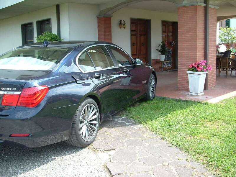Usato 2011 BMW 730 3.0 Diesel 245 CV (17.850 €)