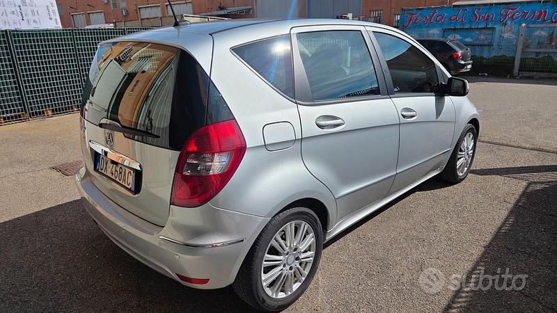 Usata Mercedes A160 Edition 95 CV (69 kW) 2009 Grigio Berlina