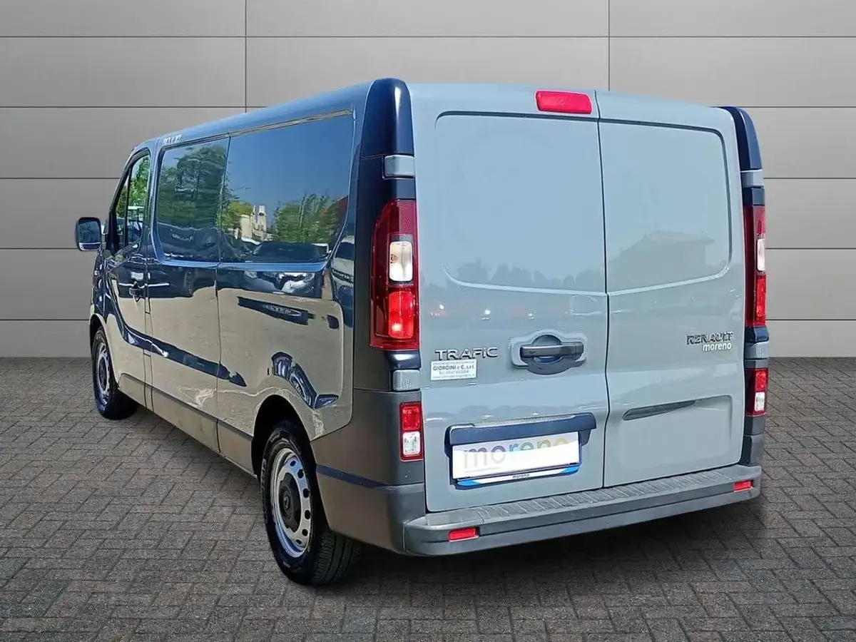 Usata Renault Trafic 145 CV (106 kW) 2021 Other Monovolume