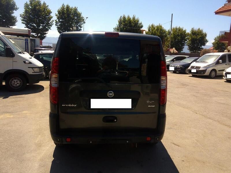Usata Fiat Doblò Dynamic 85 CV (62 kW) 2006 Grigio Monovolume
