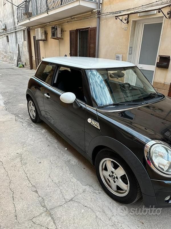 Usata Mini One D 90 CV (66 kW) 2012 Nero Utilitaria