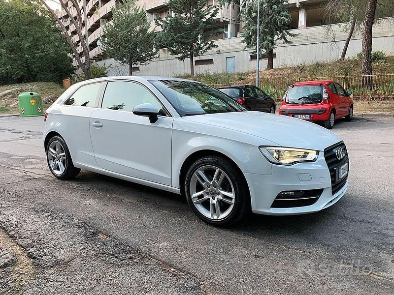 Usata Audi A3 Business 105 CV (77 kW) 2013 Bianco Berlina
