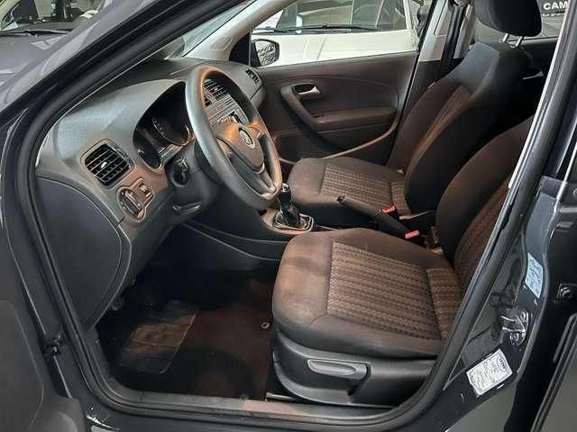 Usata VW Polo Trendline 60 CV (44 kW) 2017 Grigio Berlina